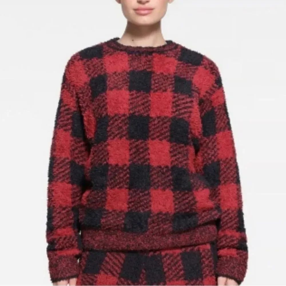 Skims Cozy Red and Black Buffalo Plaid Sweater Fits Small/Medium NEW